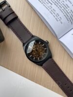 Fossil Everett skeleton automatic..